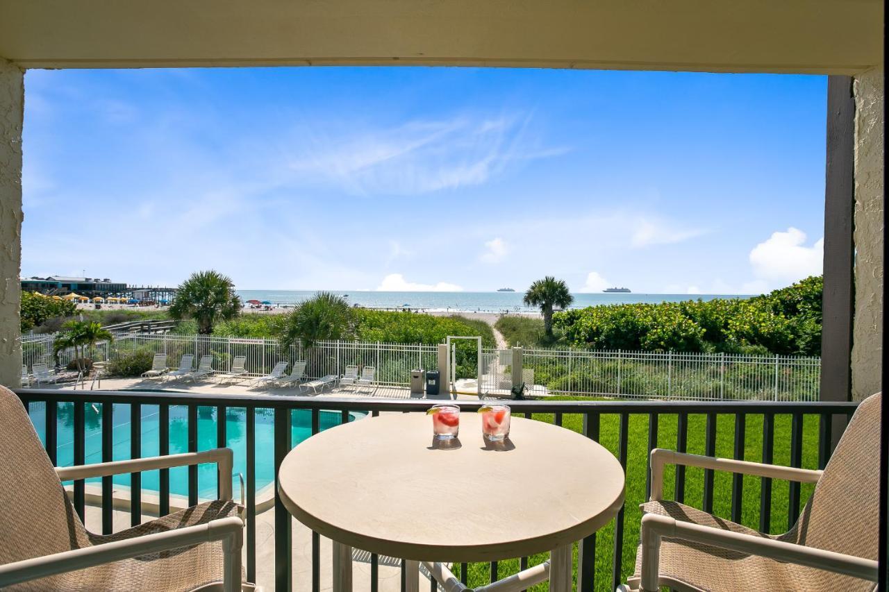 Chateau By The Sea Cocoa Beach Bagian luar foto