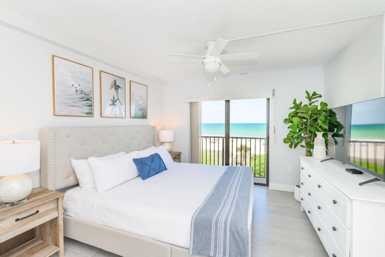 Chateau By The Sea Cocoa Beach Bagian luar foto