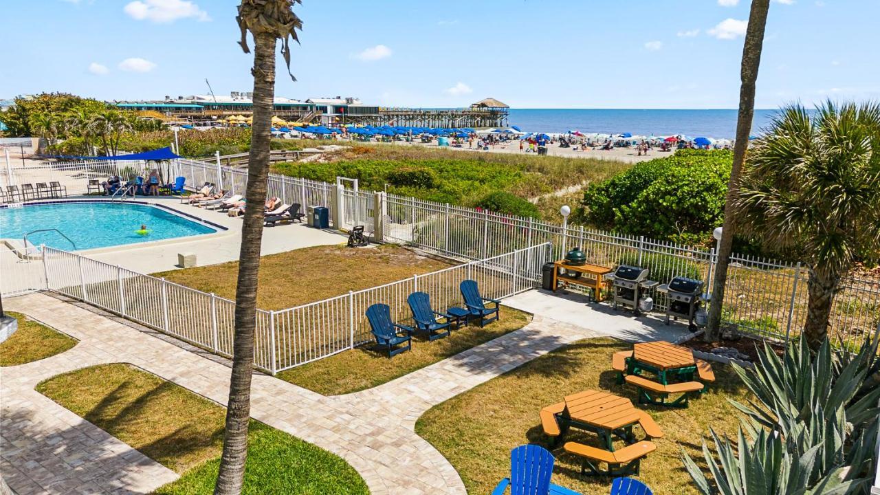 Chateau By The Sea Cocoa Beach Bagian luar foto