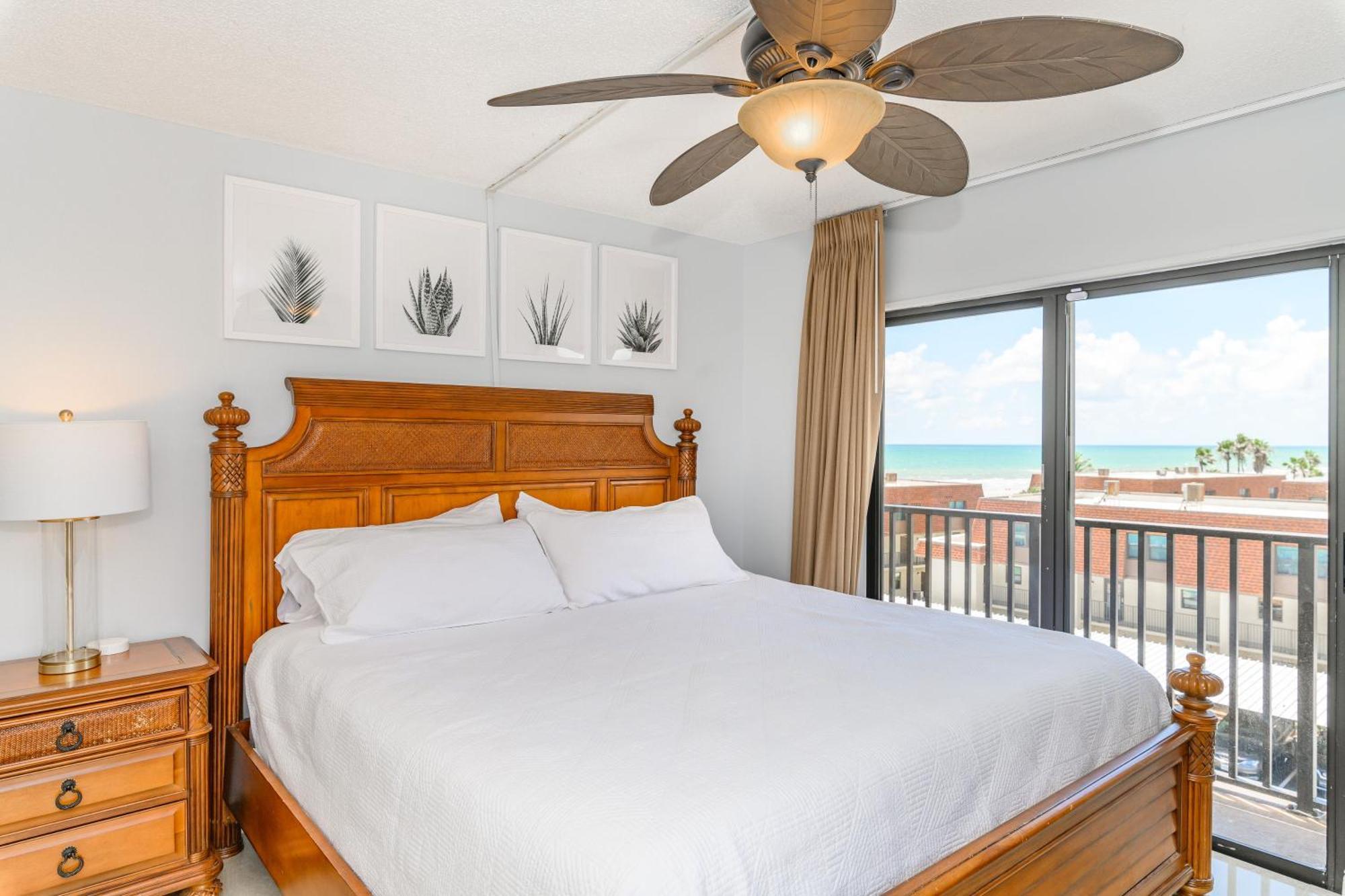 Chateau By The Sea Cocoa Beach Bagian luar foto