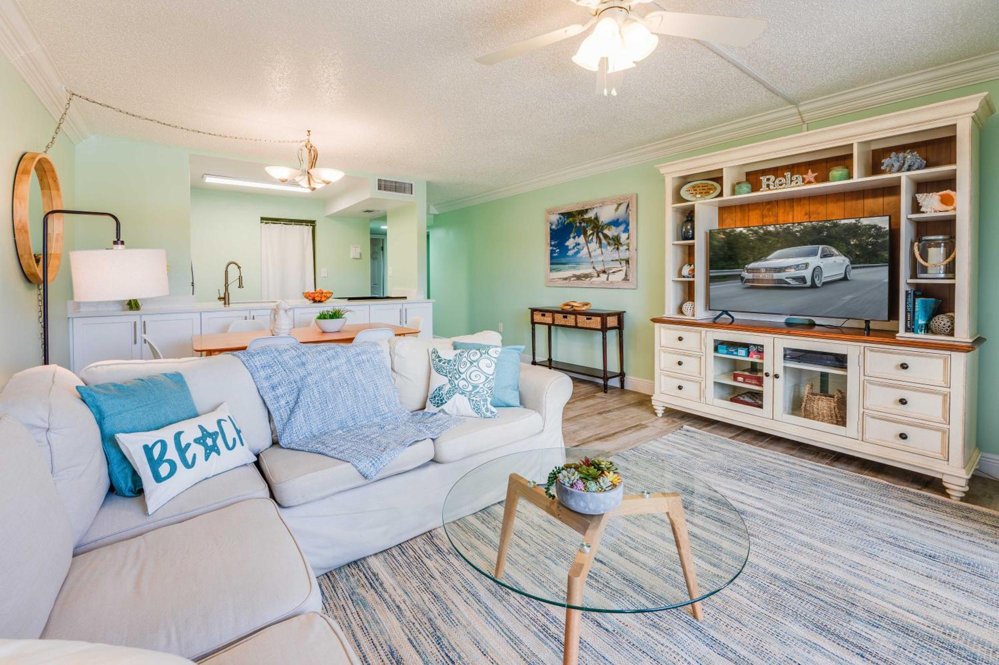Chateau By The Sea Cocoa Beach Bagian luar foto